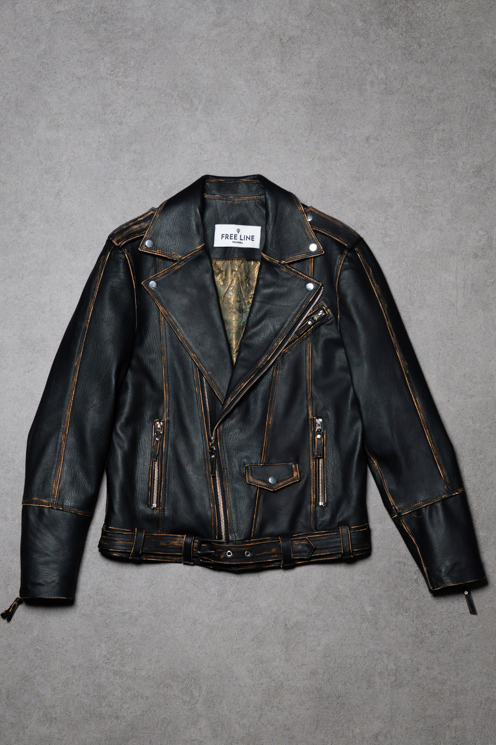 Chaqueta en cuero desgastado indie Dark