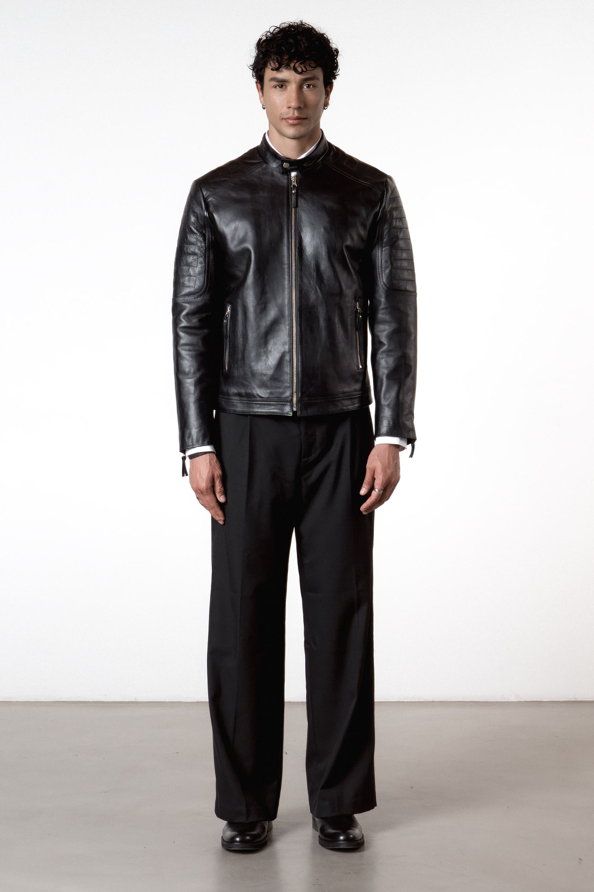 Chaqueta en Cuero Negro Dakota