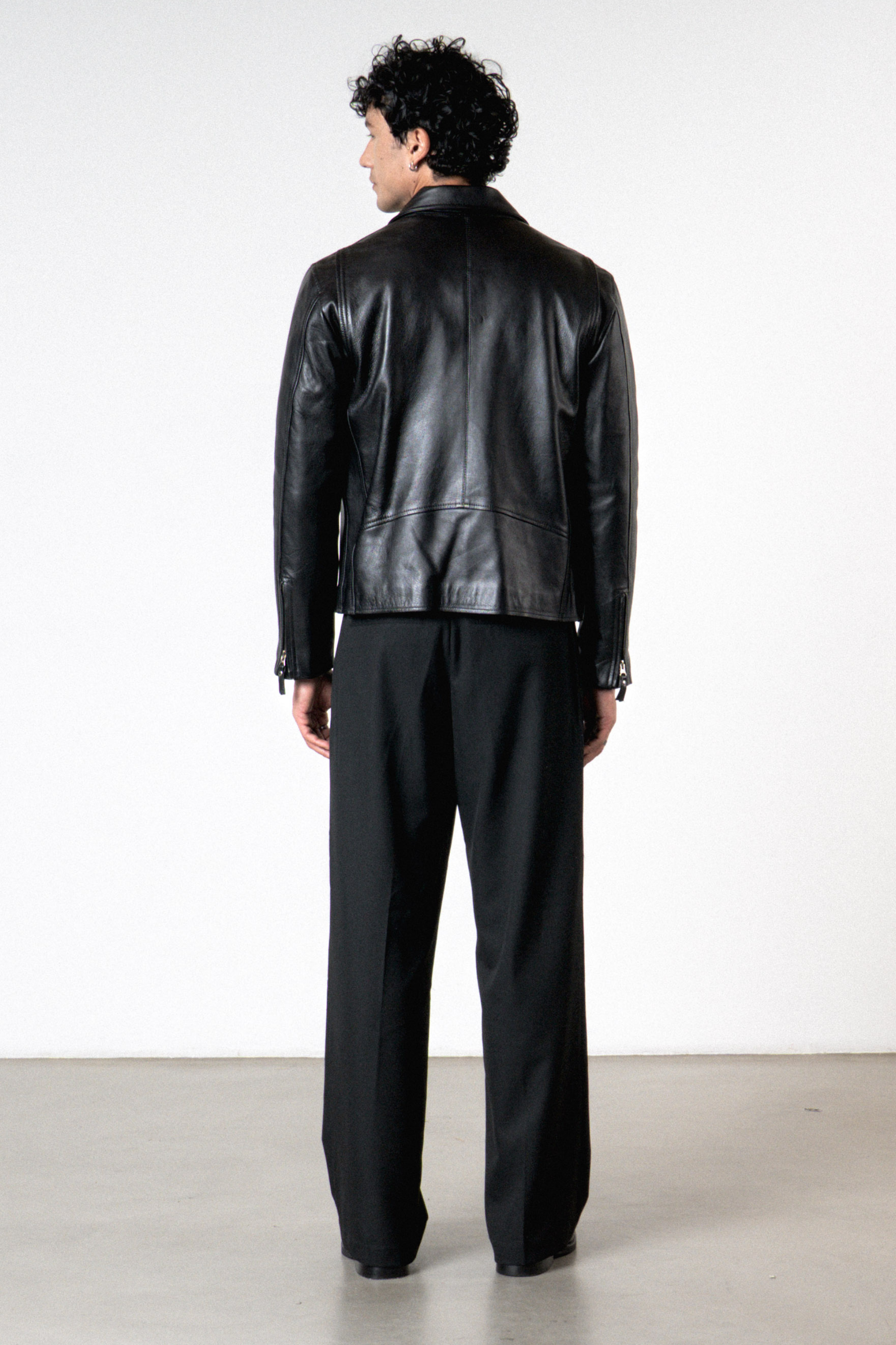 Cazadora en Cuero California