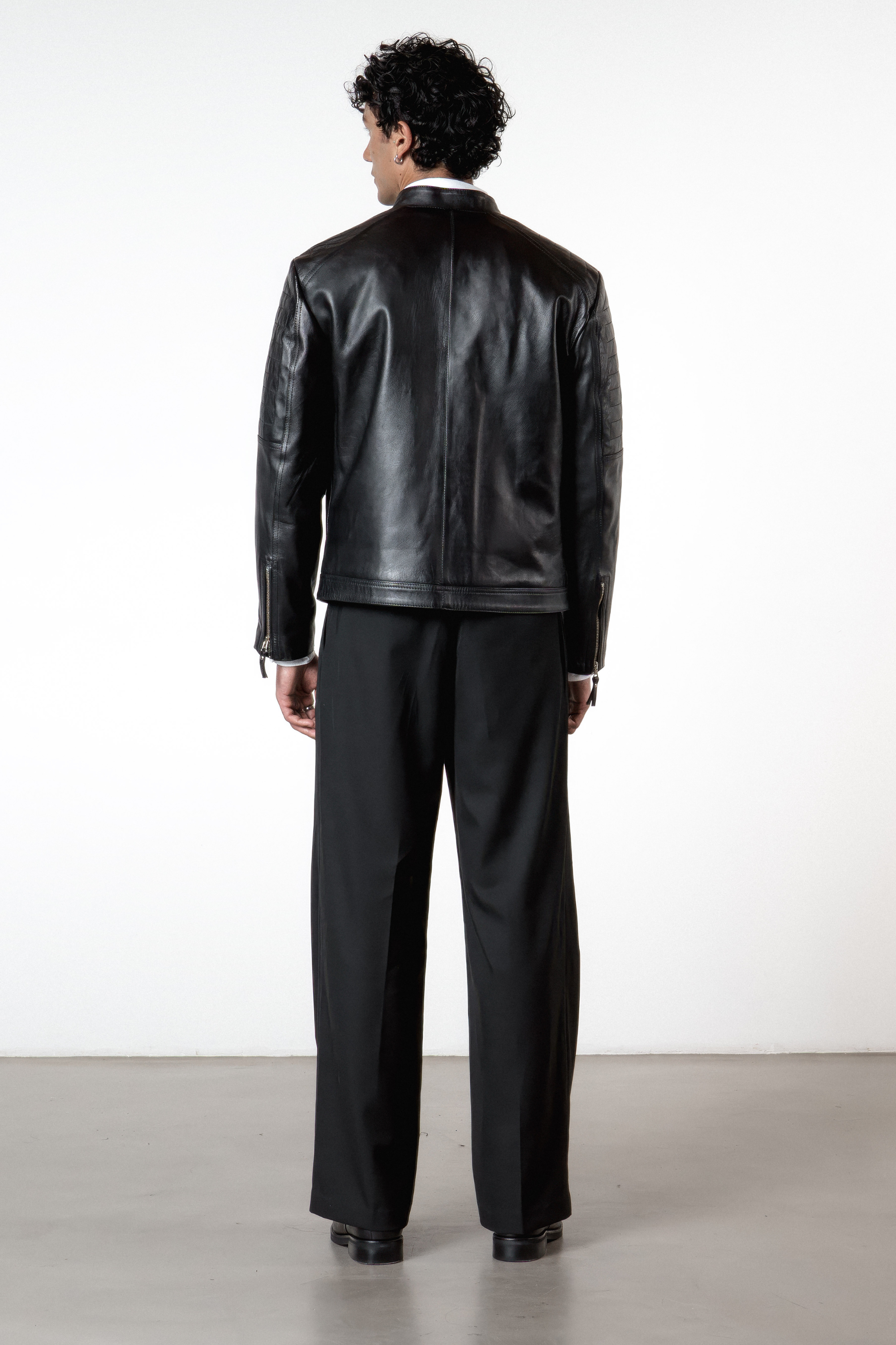 Chaqueta en Cuero Negro Dakota